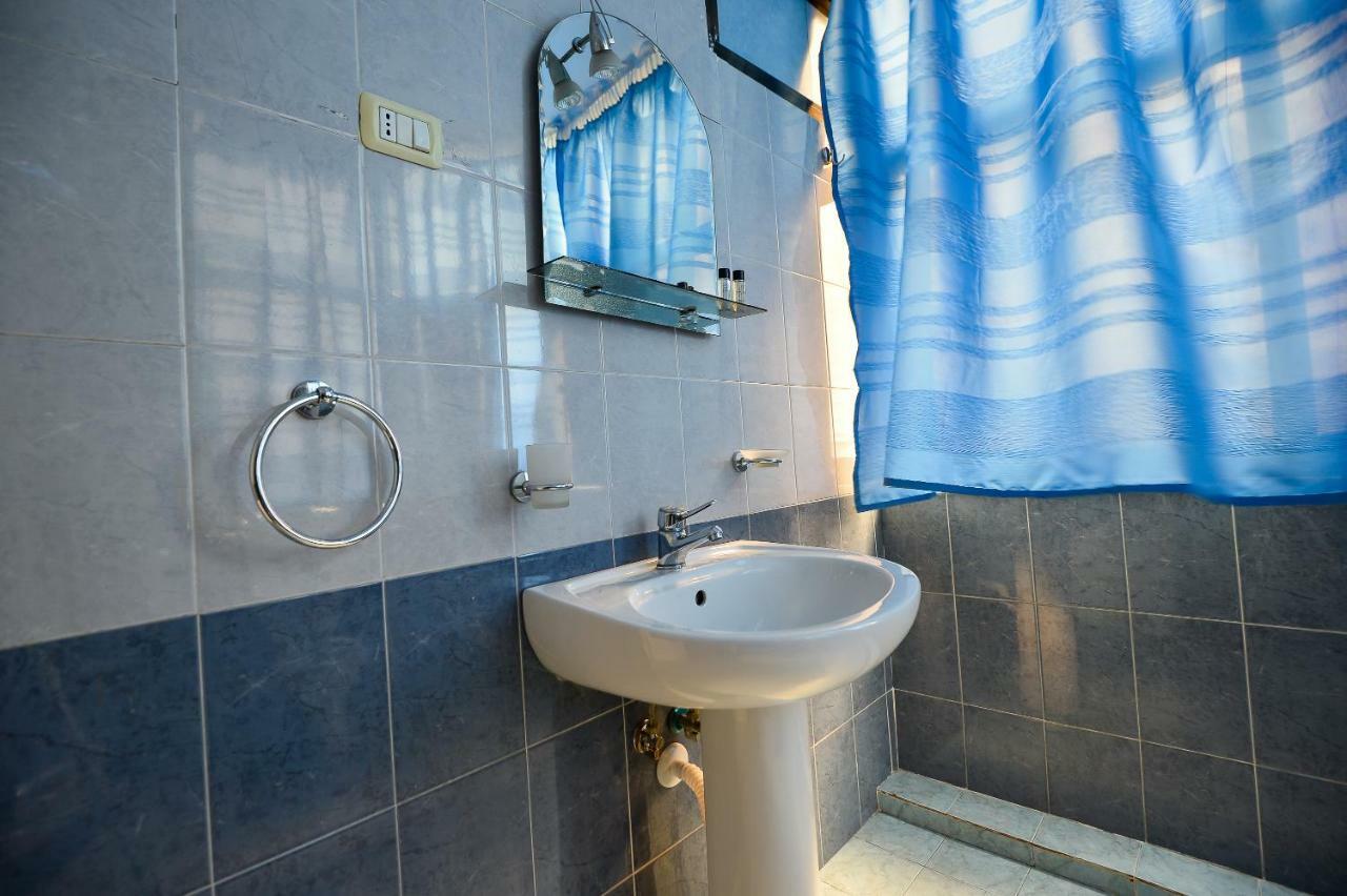 Hotel Niku Tiranë Eksteriør bilde