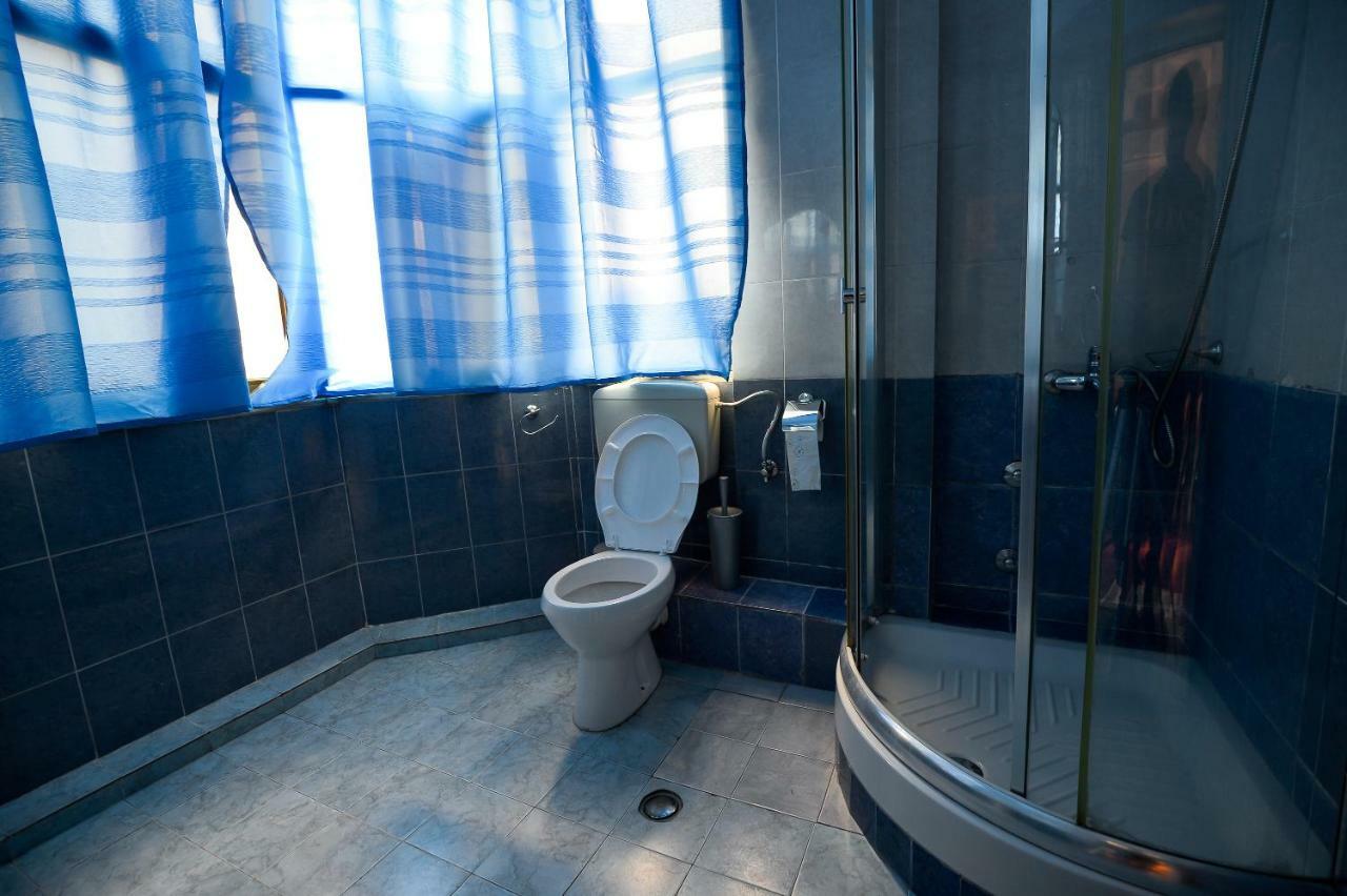 Hotel Niku Tiranë Eksteriør bilde