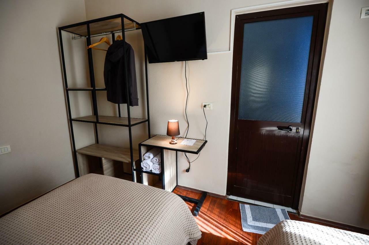 Hotel Niku Tiranë Eksteriør bilde