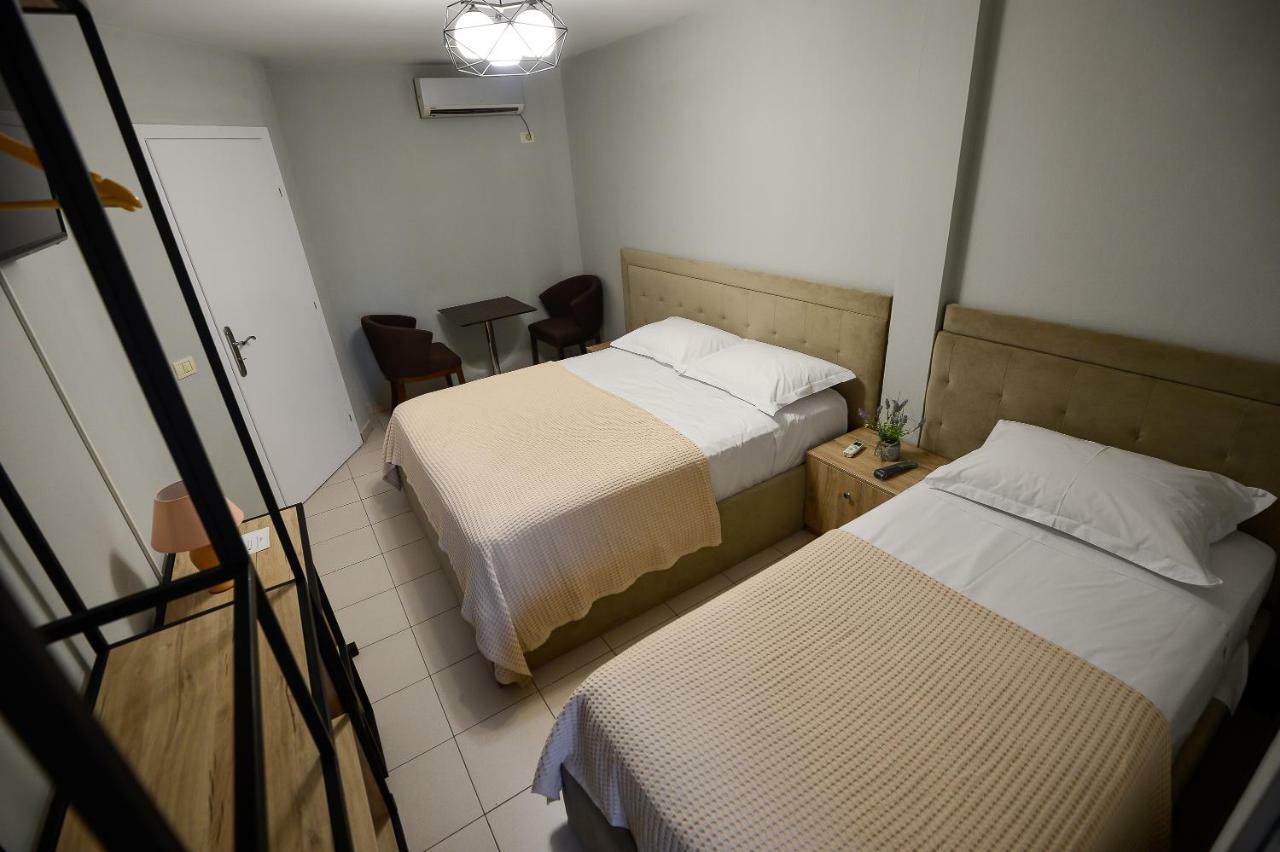 Hotel Niku Tiranë Eksteriør bilde