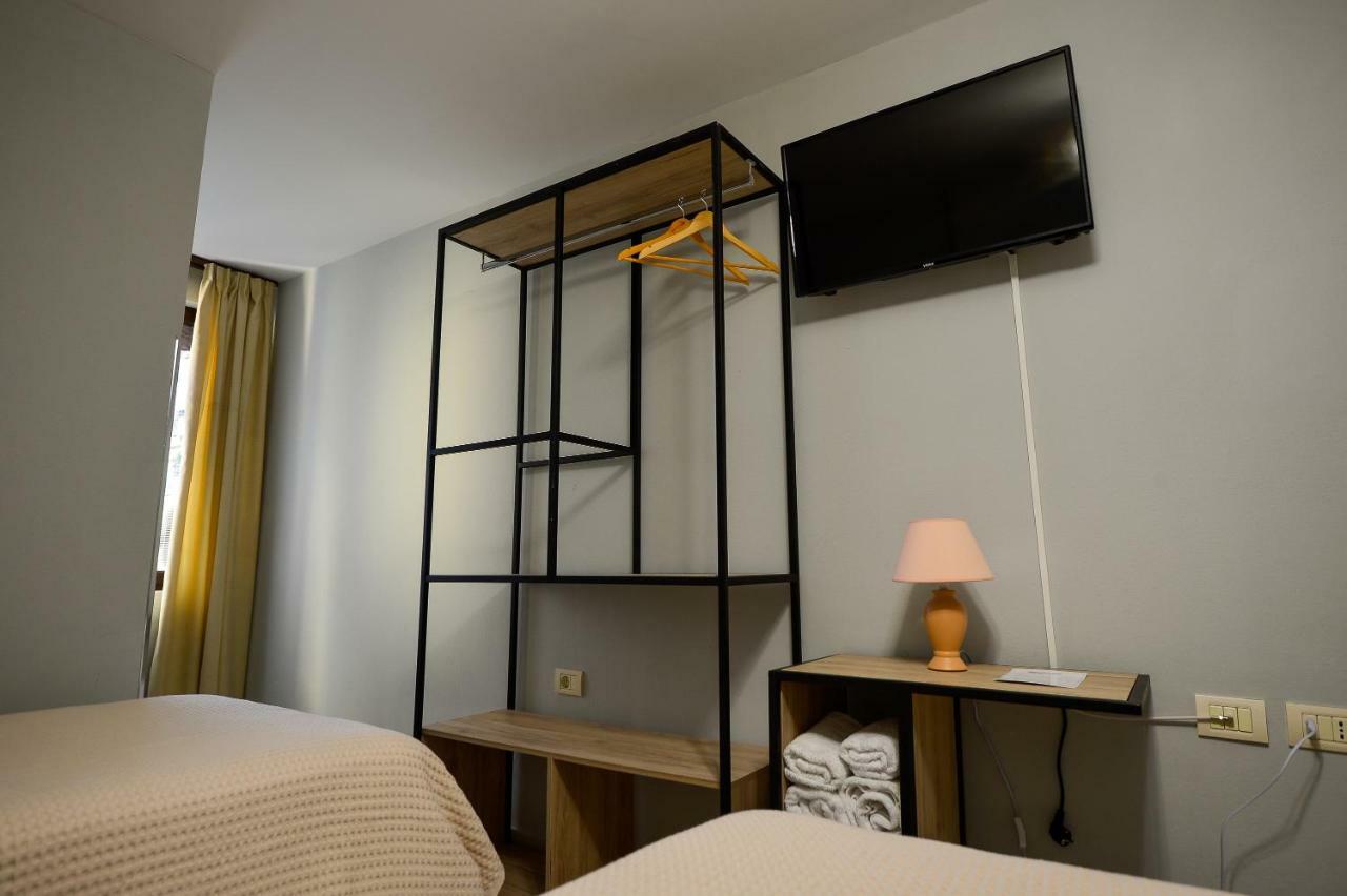 Hotel Niku Tiranë Eksteriør bilde